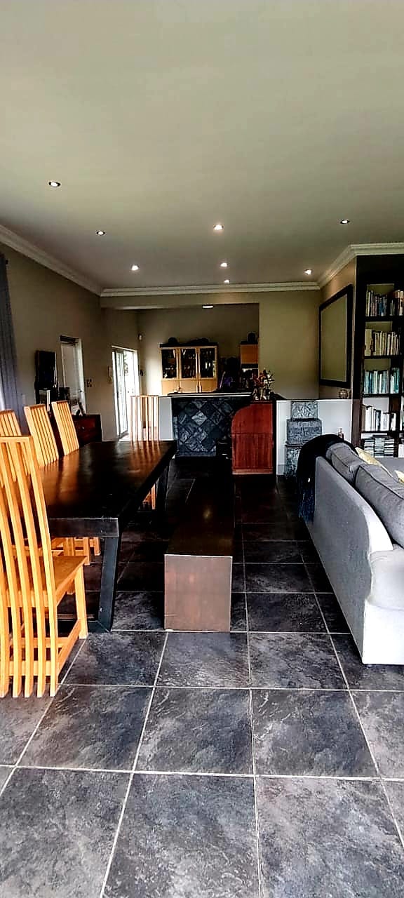 4 Bedroom Property for Sale in Beacon Bay Eastern Cape